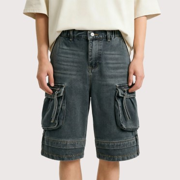 Loose-Fit Multi-Pocket Cargo Shorts